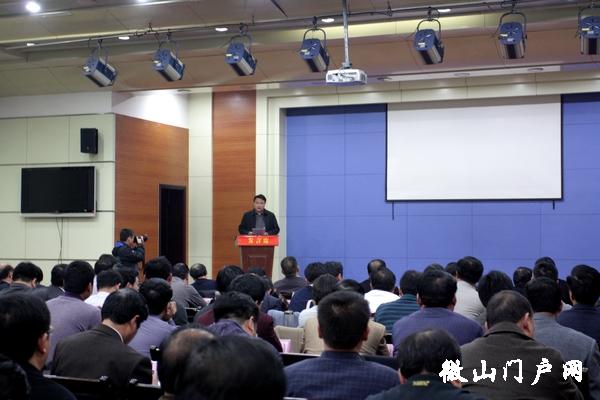 县委常委宣传部长刁允强在组织收看中央宣讲团党的十八届三中全会精神报告会上讲话